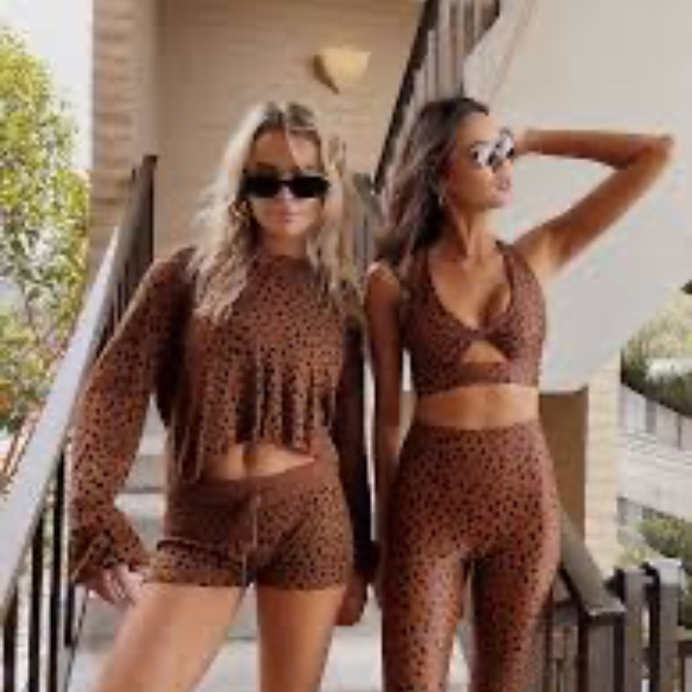 Beach Riot Crop Sweater - Picture 2 of 4